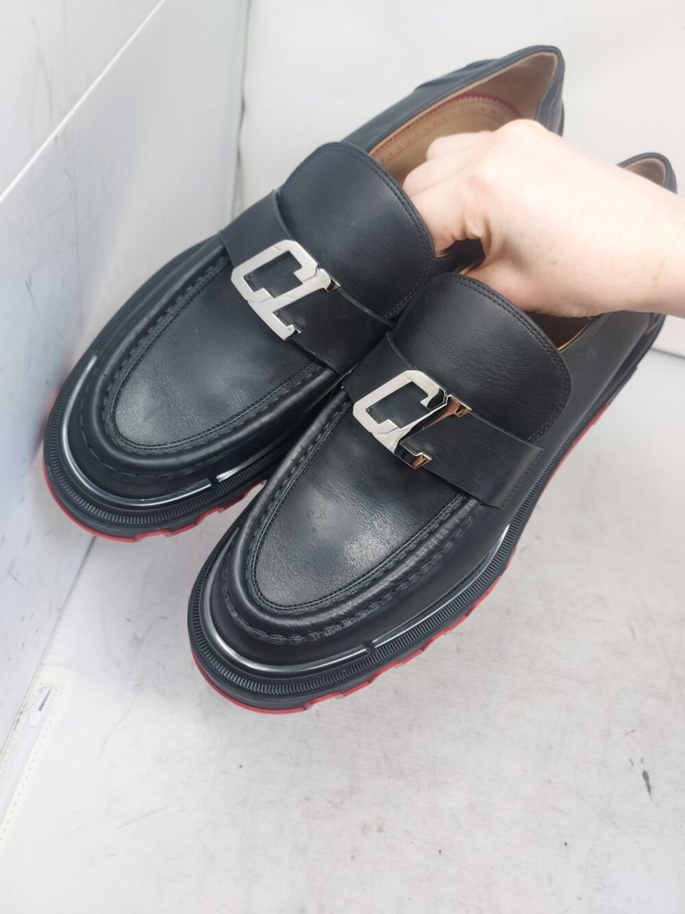 CHRISTIAN LOUBOUTIN MENS Black CL Moc Dune Loafer - Picture 3 of 12